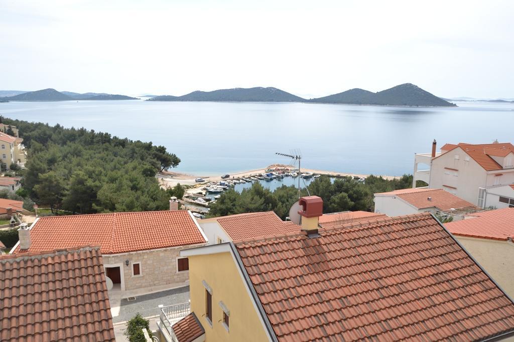 House With Sea View Appartement Drage Buitenkant foto