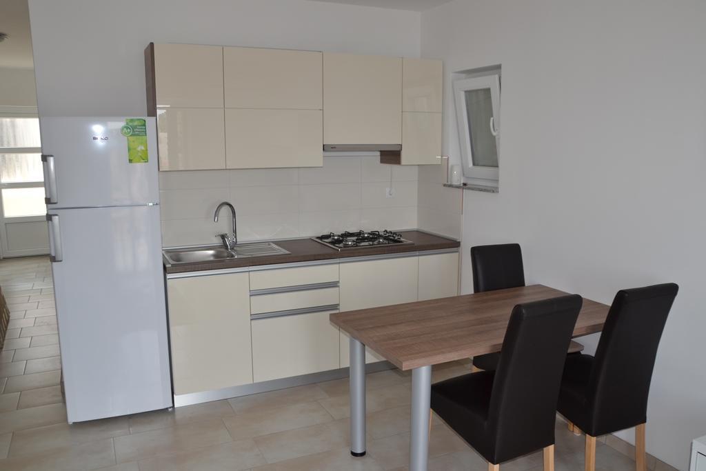 House With Sea View Appartement Drage Buitenkant foto